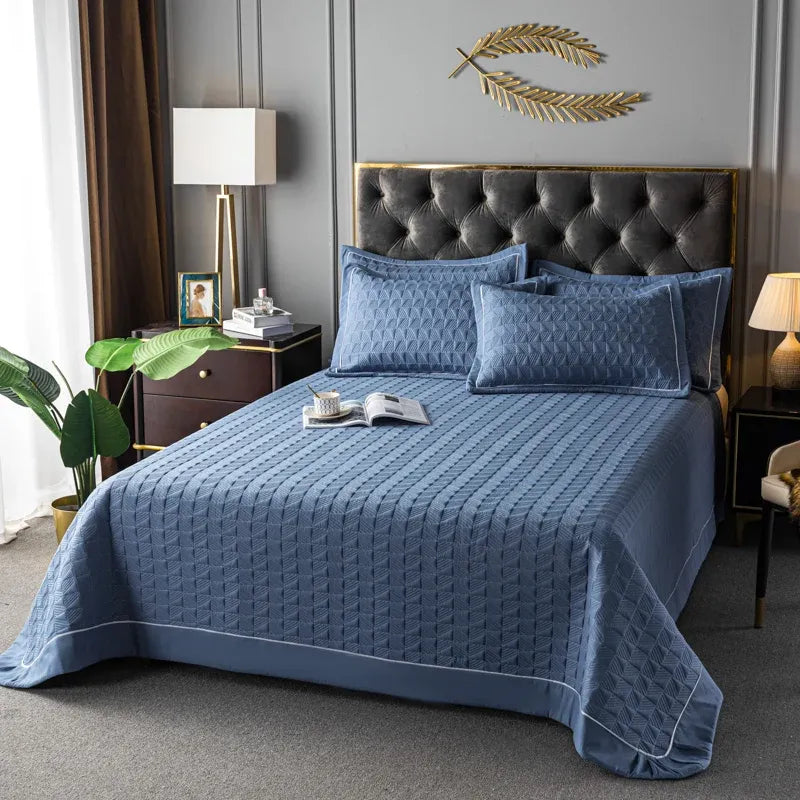 Elegant Quilted Bedspread Set Blue Cotton King Size Soft Hypoallergenic — Image 2
