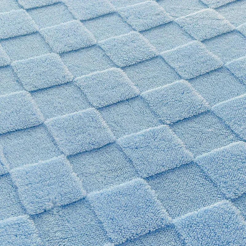 Luxurious Plush Checkered Bedspread Set - Blue, Soft Polyester, Queen Size — Image 3
