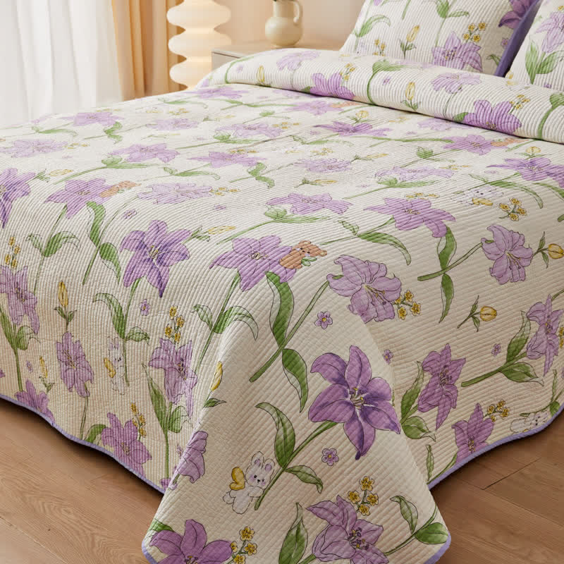 Floral Quilted Bedspread Set Cotton Blend Lightweight Coverlet with Pillow Shams — Image 3