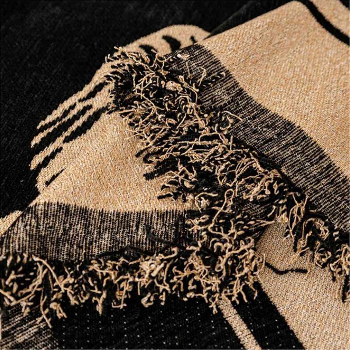 Luxury Woven Sofa Throw Blanket Cotton Blend Tiger Pattern Fringed Edges — Image 3